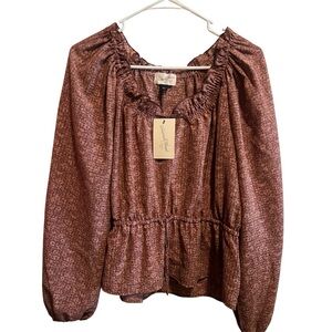 Universal Thread Burgundy Floral Blouse